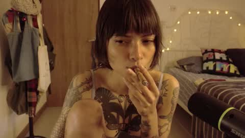 Snapshot of prettyrare chatting on 03/03/26, 08:59 Juli online show from 03/03/26, 08:59