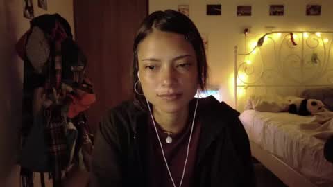 Snapshot of prettyrare chatting on 07/19/26, 12:36 Juli online show from 07/19/26, 12:36