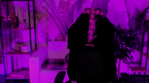 Snapshot of prettyreckess chatting on 12/06/24, 08:05 Mila -NONUDE MODEL online show from 12/06/24, 08:05