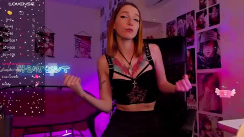 Snapshot of prettyreckess chatting on 12/12/24, 02:11 Mila -NONUDE MODEL online show from 12/12/24, 02:11