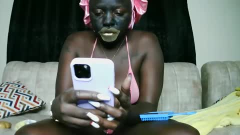 prettyreen online show from 02/24/25, 09:00