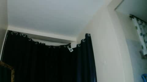 prettyreen online show from 11/19/25, 07:47