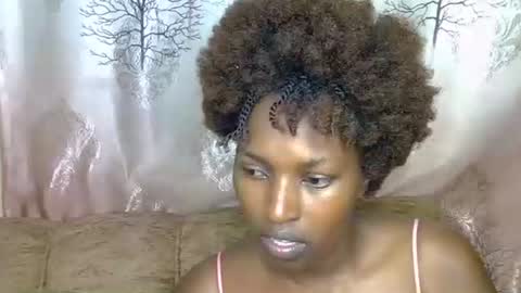 prettyshasha_ online show from 10/17/25, 08:39