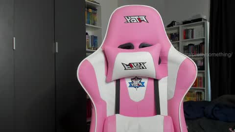 Sophie  next stream will be at Monday  i will wait you guys  online show from 04/01/26, 01:41