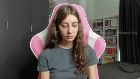 Sophie  next stream will be at Monday  i will wait you guys  online show from 04/11/26, 07:56