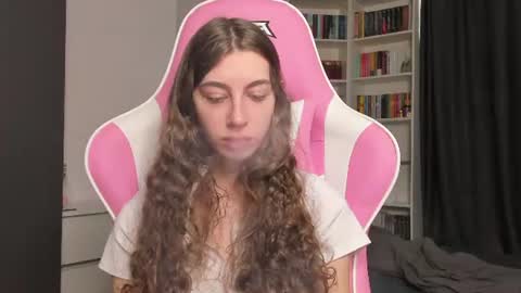 Sophie  next stream will be at Monday  i will wait you guys  online show from 06/20/26, 07:33