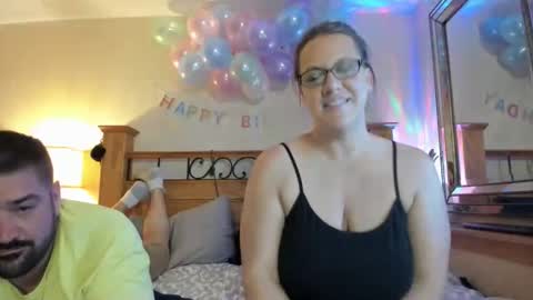 Snapshot of prettystarmn chatting on 05/28/26, 03:59 prettystarmn online show from 05/28/26, 03:59