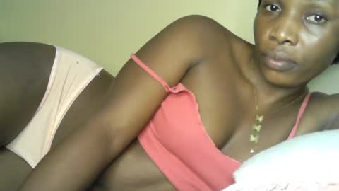 Snapshot of prettyvish chatting on 07/18/26, 02:05 prettyvish online show from 07/18/26, 02:05