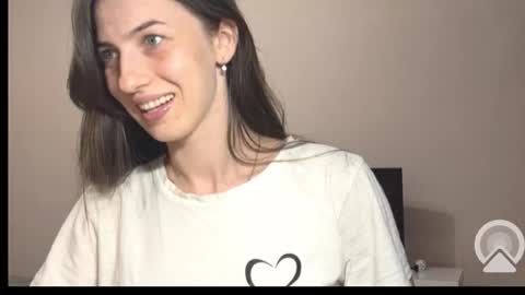 prettyyy_angel online show from 09/19/25, 04:40