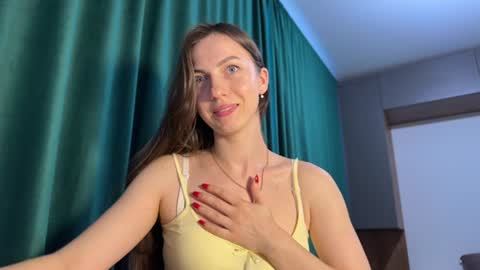Snapshot of prettyyy_angel chatting on 06/23/26, 04:27 prettyyy_angel online show from 06/23/26, 04:27