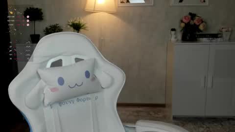 Kitty online show from 11/12/25, 01:50