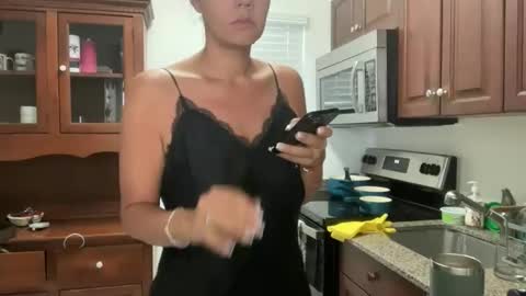 prettyyykittyyy22 online show from 11/03/25, 02:18