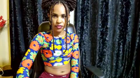 priceless_sexy online show from 02/23/25, 11:36