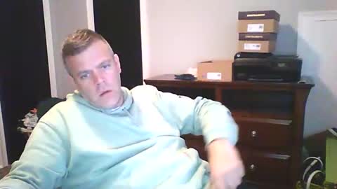 Snapshot of primetimeride chatting on 10/18/25, 12:06 primetimeride online show from 10/18/25, 12:06