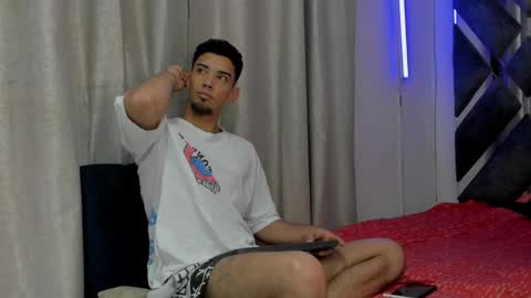 Snapshot of prince_arthur77 chatting on 12/28/24, 03:59 prince_arthur77 online show from 12/28/24, 03:59