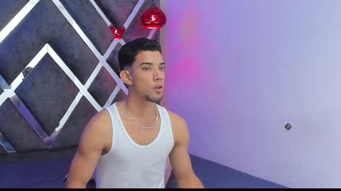 Snapshot of prince_arthur77 chatting on 01/14/25, 01:28 prince_arthur77 online show from 01/14/25, 01:28