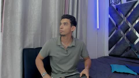 Snapshot of prince_arthur77 chatting on 02/01/25, 03:39 prince_arthur77 online show from 02/01/25, 03:39