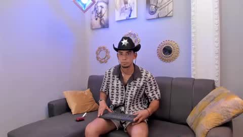 Snapshot of prince_arthur77 chatting on 02/09/25, 03:45 prince_arthur77 online show from 02/09/25, 03:45