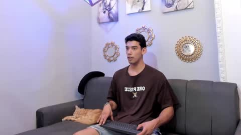 Snapshot of prince_arthur77 chatting on 03/11/25, 01:56 prince_arthur77 online show from 03/11/25, 01:56