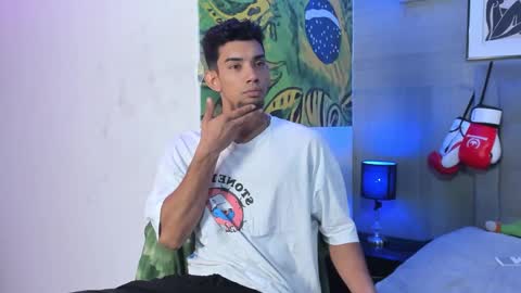 Snapshot of prince_arthur77 chatting on 09/28/25, 01:05 prince_arthur77 online show from 09/28/25, 01:05