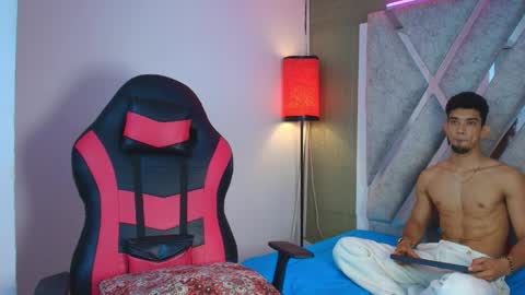 prince_arthur77 online show from 04/19/26, 06:10