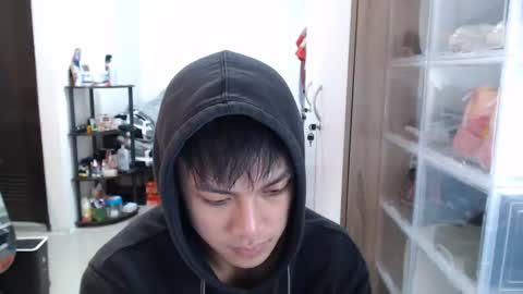 Prince Adrian online show from 03/03/25, 04:35