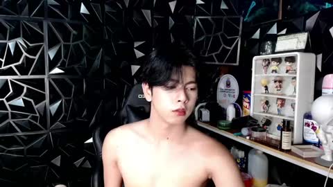 princecalix online show from 04/28/26, 03:06