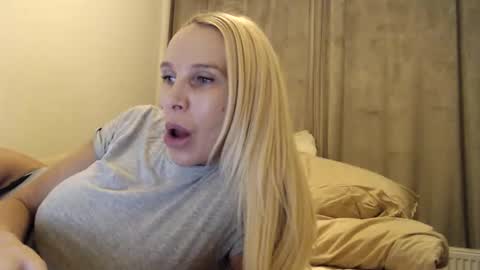 princeessa online show from 11/17/25, 03:07