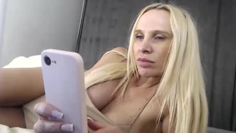 princeessa online show from 04/16/26, 08:20