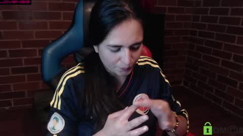 Snapshot of princesa_leia_zathur chatting on 06/01/26, 10:55 Leia online show from 06/01/26, 10:55