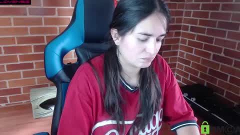 Snapshot of princesa_leia_zathur chatting on 06/04/26, 03:18 Leia online show from 06/04/26, 03:18