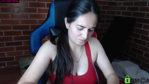 Snapshot of princesa_leia_zathur chatting on 06/06/26, 10:14 Leia online show from 06/06/26, 10:14