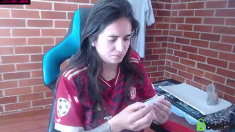 Leia online show from 07/10/26, 01:47