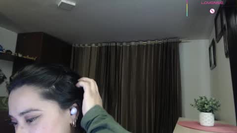 princesakelly online show from 10/17/25, 08:06