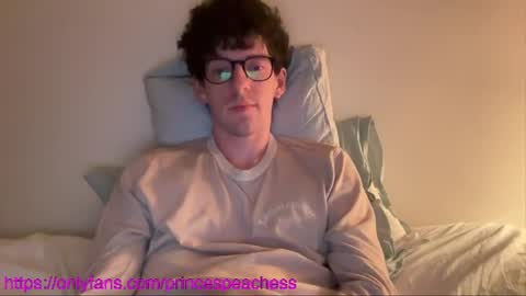 Peaches online show from 04/26/26, 12:30