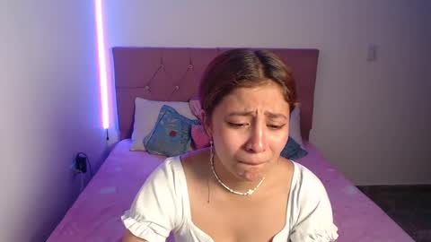 Snapshot of princess145gg chatting on 02/15/25, 07:49 hanna online show from 02/15/25, 07:49