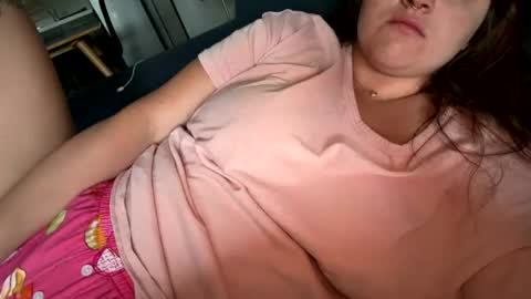Snapshot of princess4723 chatting on 07/16/26, 01:50 Emily online show from 07/16/26, 01:50