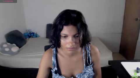 Snapshot of princess_an chatting on 06/05/26, 07:52 An online show from 06/05/26, 07:52