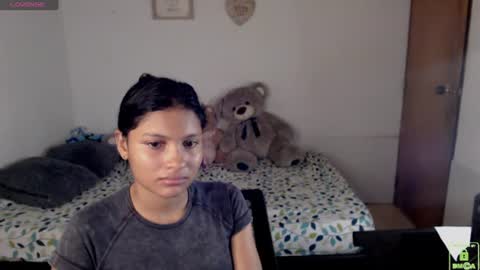 Snapshot of princess_an chatting on 06/17/26, 05:58 An online show from 06/17/26, 05:58