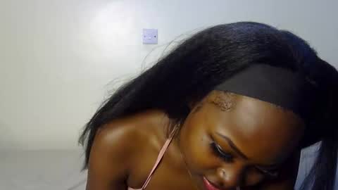 Snapshot of princess_bee1 chatting on 09/27/25, 11:54 princess online show from 09/27/25, 11:54