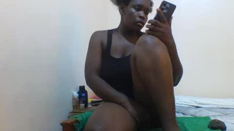 Snapshot of princess_cutie chatting on 06/13/26, 08:56 princess online show from 06/13/26, 08:56