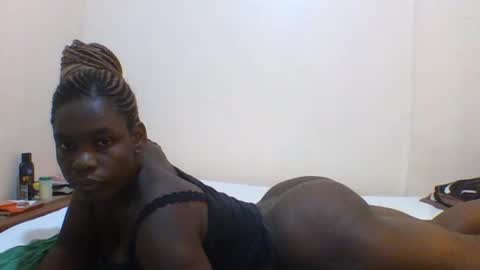Snapshot of princess_cutie chatting on 07/30/26, 06:01 princess online show from 07/30/26, 06:01