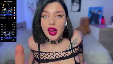 Snapshot of princess_linlin chatting on 02/24/25, 01:24 Lina online show from 02/24/25, 01:24