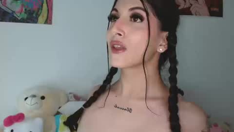 Sophie online show from 03/20/26, 02:33