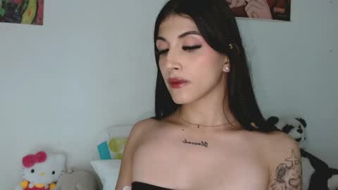 Sophie online show from 04/21/26, 02:04