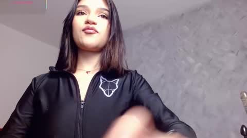 Roxxi  online show from 02/08/26, 08:40