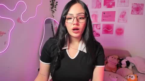 Snapshot of princess_saris chatting on 06/03/26, 08:14 online show from 06/03/26, 08:14