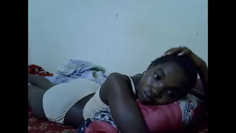princess_scovia online show from 05/19/26, 06:31