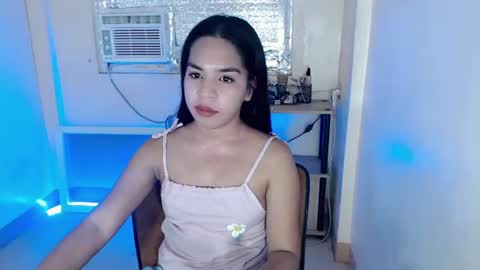 Snapshot of princess_yurie chatting on 07/17/26, 10:58 Yurie online show from 07/17/26, 10:58