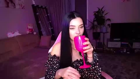 princessamira1 online show from 11/09/25, 03:21